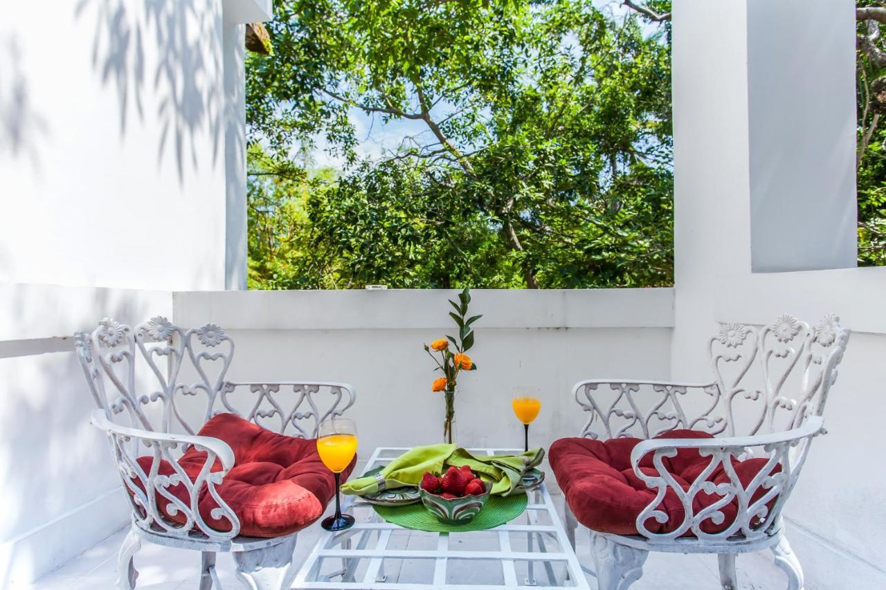 Garlands Del Rio Riverside Boutique Hotel Puerto Vallarta Extérieur photo