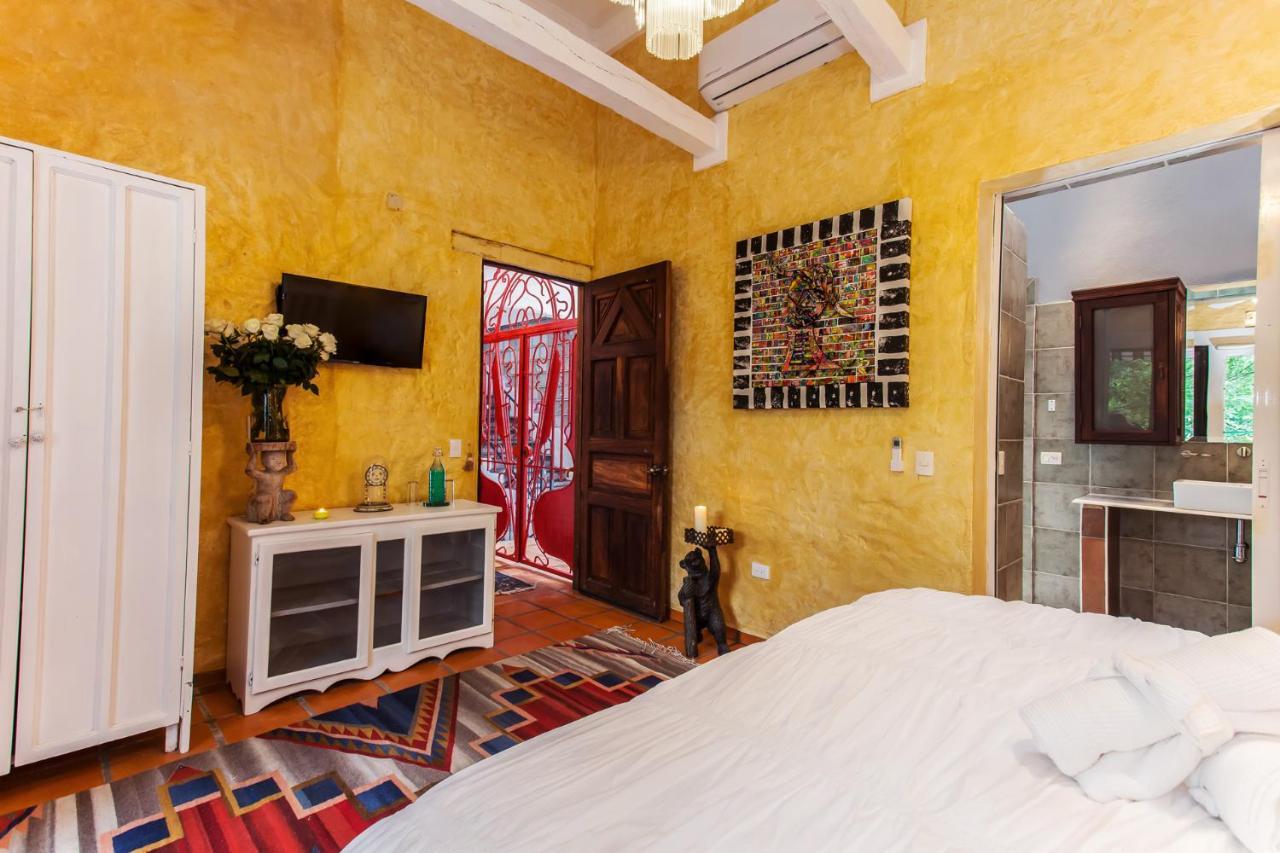 Garlands Del Rio Riverside Boutique Hotel Puerto Vallarta Extérieur photo