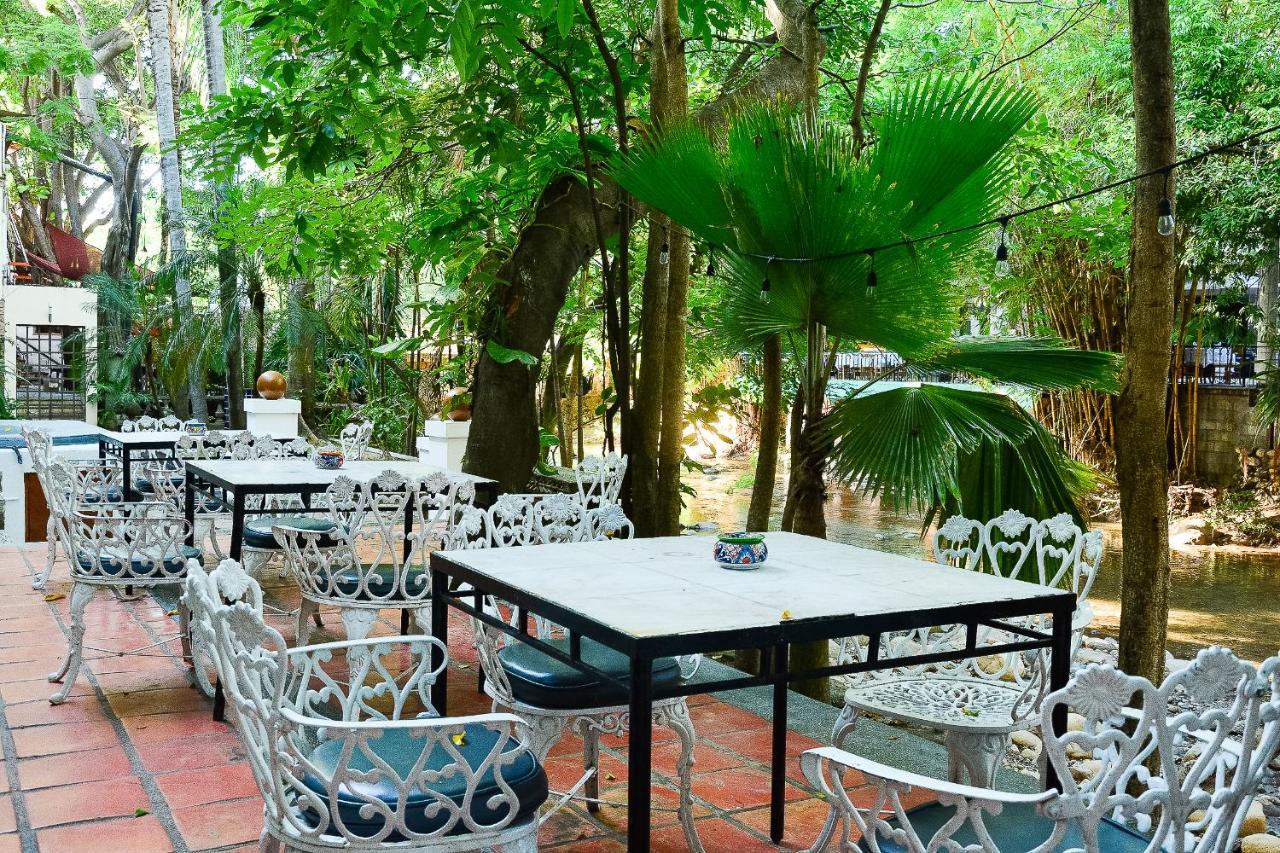 Garlands Del Rio Riverside Boutique Hotel Puerto Vallarta Extérieur photo