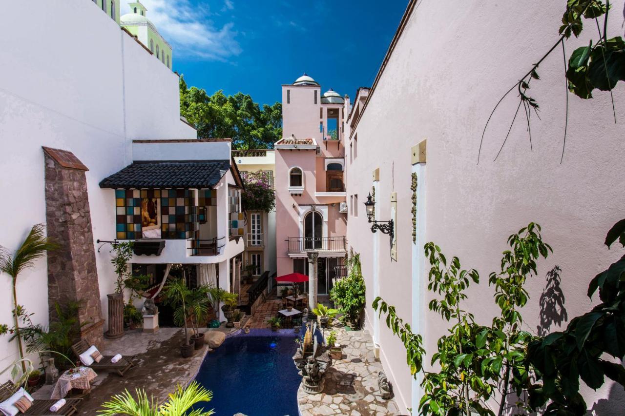 Garlands Del Rio Riverside Boutique Hotel Puerto Vallarta Extérieur photo