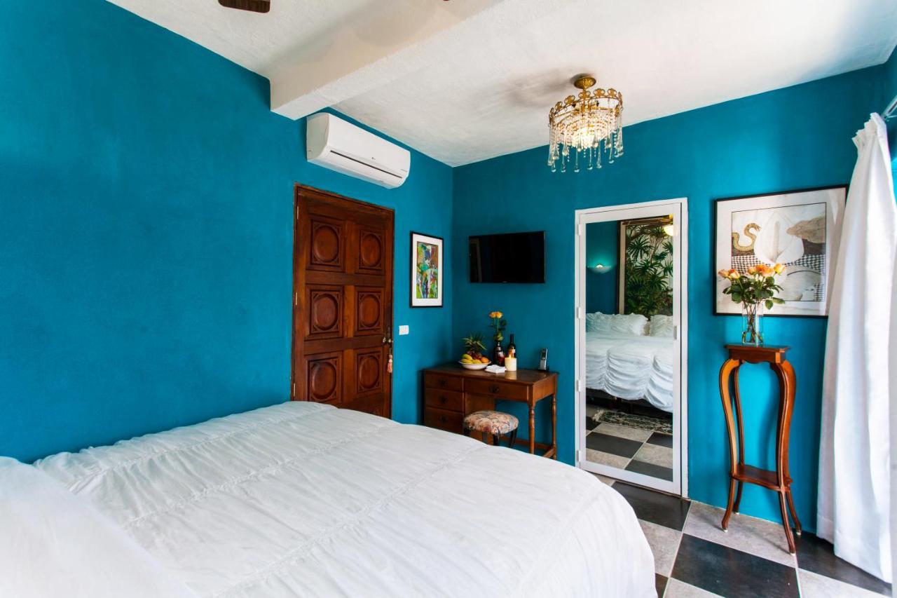 Garlands Del Rio Riverside Boutique Hotel Puerto Vallarta Chambre photo